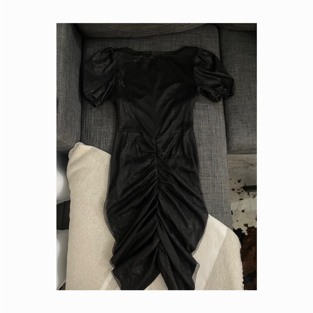 Pretty Little Thing Mini Dress - Picture 4 of 4